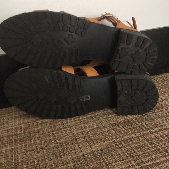 Pac Sun Gladiator Throw-back Sandals - Picture 3 of 4